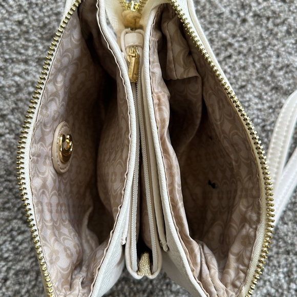 Wristlet - Picture 3 of 6